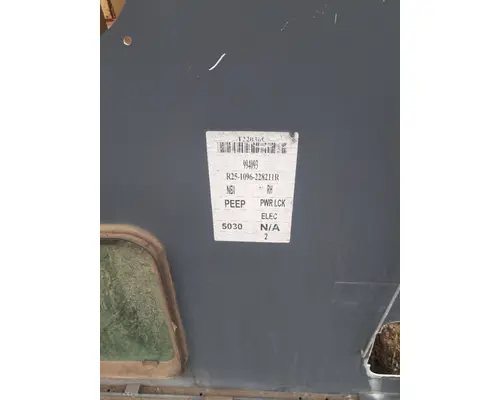 Door Assembly, Front KENWORTH T800 Truck Salvage International Inc