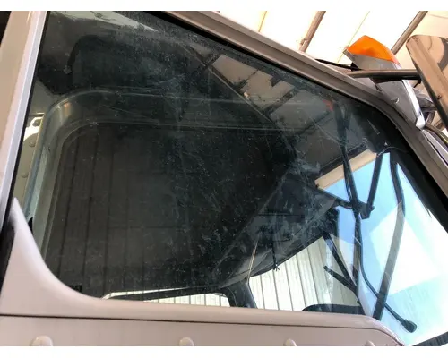 Door Glass, Front Kenworth T800 Vander Haags Inc WM