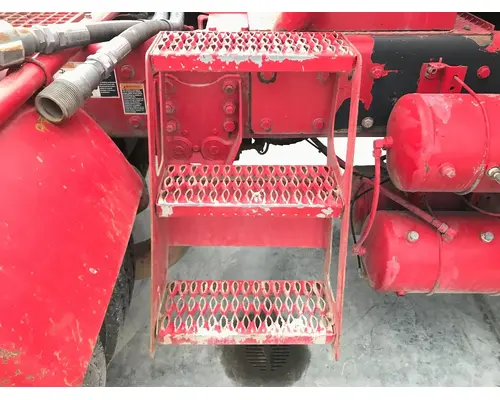 Kenworth T800 Engine Brackets, Misc.