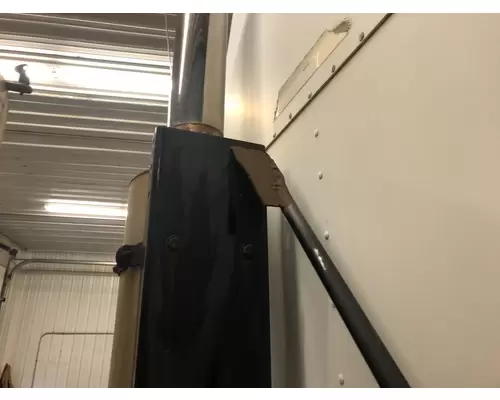 Kenworth T800 Exhaust Bracket