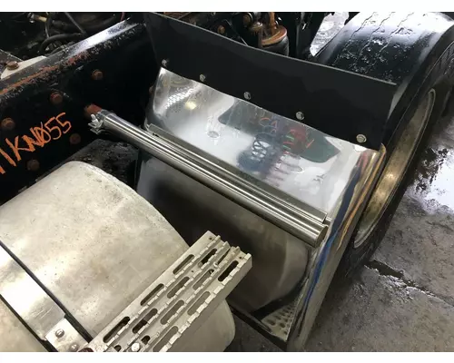 Kenworth T800 Fender