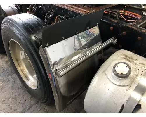 Kenworth T800 Fender