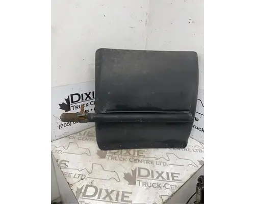 Fender Kenworth T800 Dixie Truck Centre