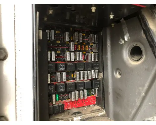 Kenworth T800 Fuse Box in Spencer, IA #24983927