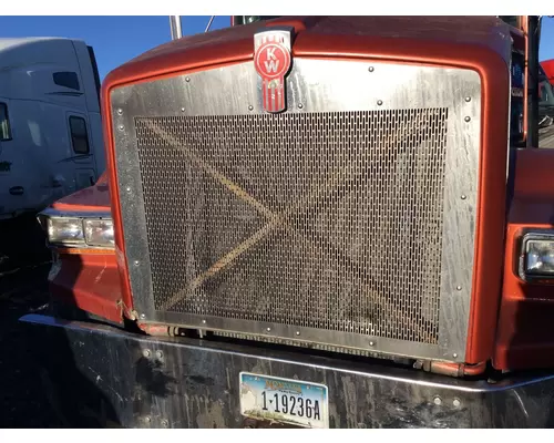 Kenworth T800 Grille