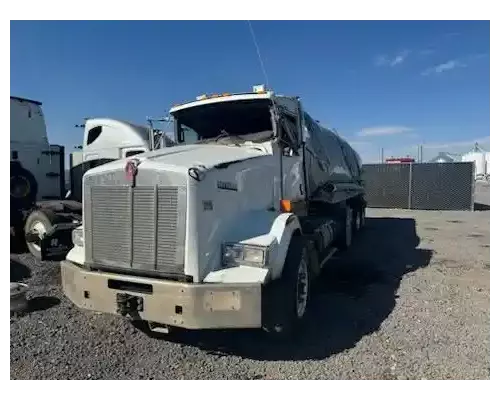 Kenworth T800 Grille