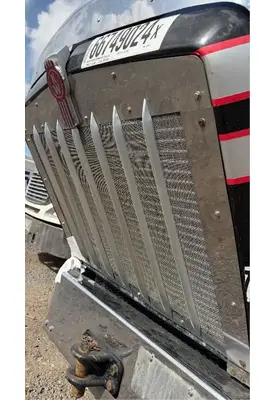 Kenworth T800 Grille