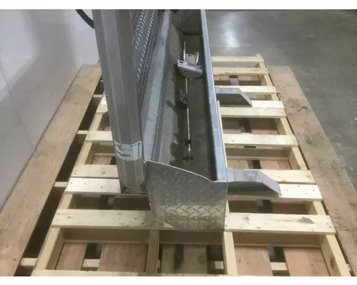 Kenworth T800 Headache Rack (Cab Rack)