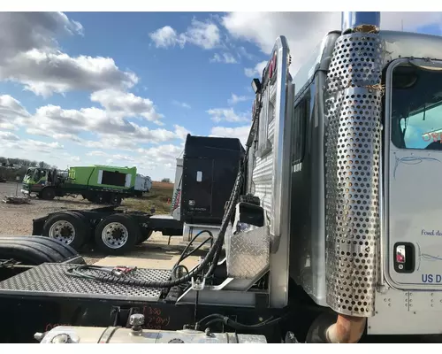 Kenworth T800 Headache Rack (Cab Rack)