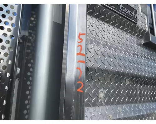 Kenworth T800 Headache Rack (Cab Rack)