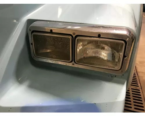 Kenworth T800 Headlamp Assembly