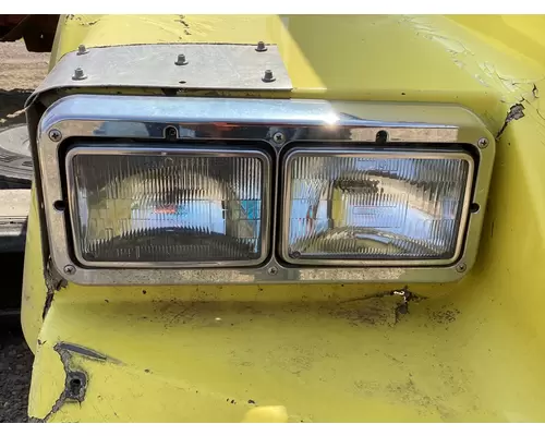 Kenworth T800 Headlamp Assembly