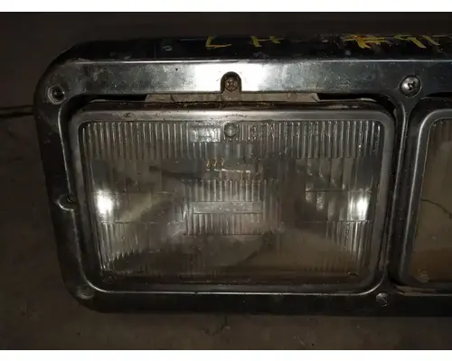 Kenworth T800 Headlamp Assembly