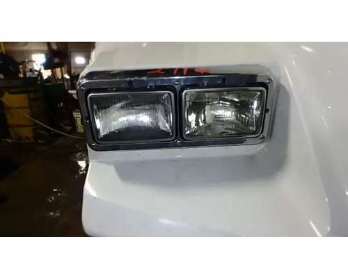 Headlamp Assembly KENWORTH T800 Sam's Riverside Truck Parts Inc