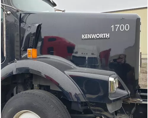 Hood KENWORTH T800 High Mountain Horsepower