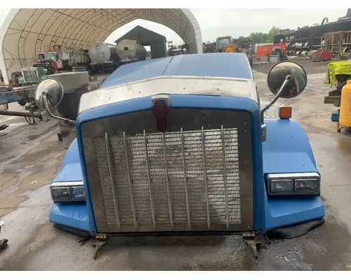Hood KENWORTH T800 Truck Salvage International Inc