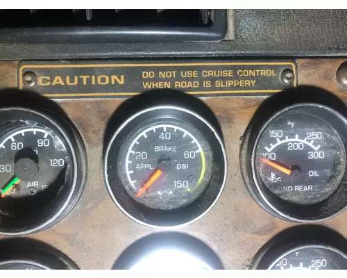 Kenworth T800 Instrument Cluster