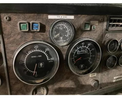 Kenworth T800 Instrument Cluster