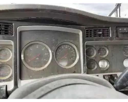 Kenworth T800 Instrument Cluster