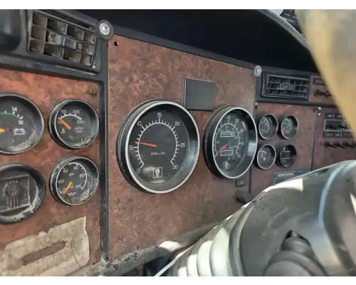 Kenworth T800 Instrument Cluster