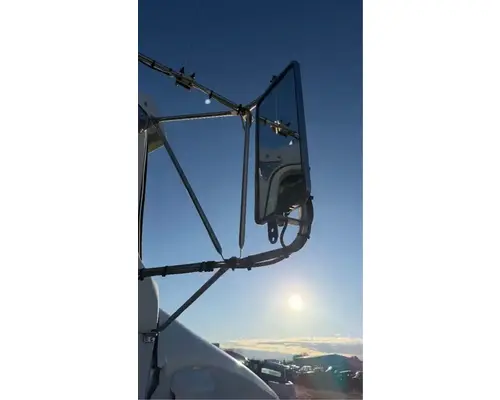 Kenworth T800 Mirror (Side View)