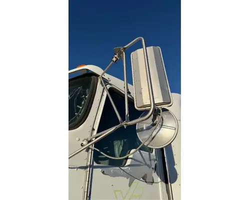 Kenworth T800 Mirror (Side View)