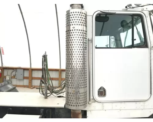 Kenworth T800 Muffler Shield