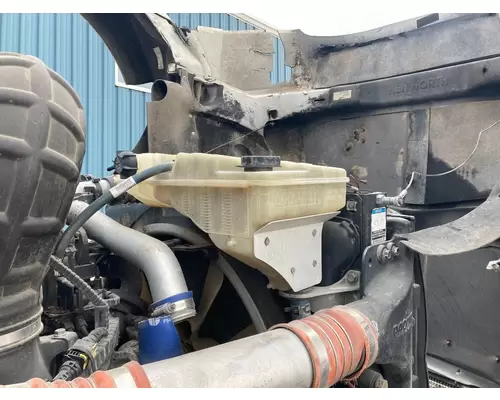 Kenworth T800 Radiator Overflow Bottle  Surge Tank