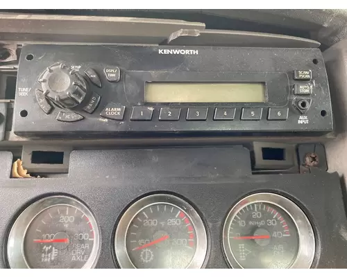 Kenworth T800 Radio