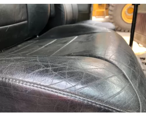 Kenworth T800 Seat (Air Ride Seat)