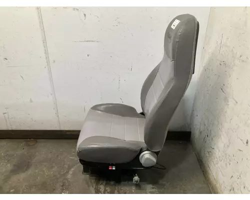 Kenworth T800 Seat (non-Suspension)