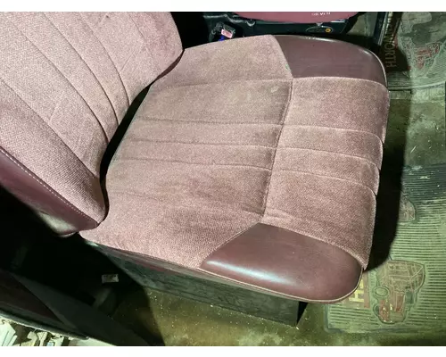 Kenworth T800 Seat (non-Suspension)