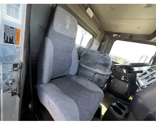 Seat, Front KENWORTH T800 DTI Trucks