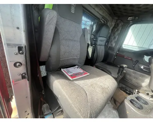 Seat, Front KENWORTH T800 DTI Trucks