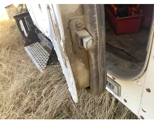 Kenworth T800 Sleeper Door