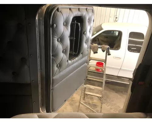 Kenworth T800 Sleeper