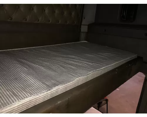 Kenworth T800 Sleeper