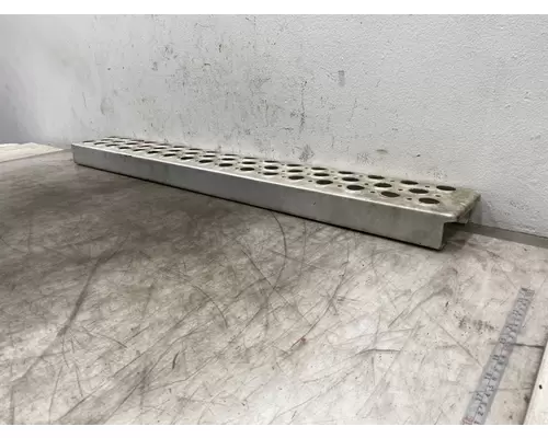 Step KENWORTH T800 Frontier Truck Parts