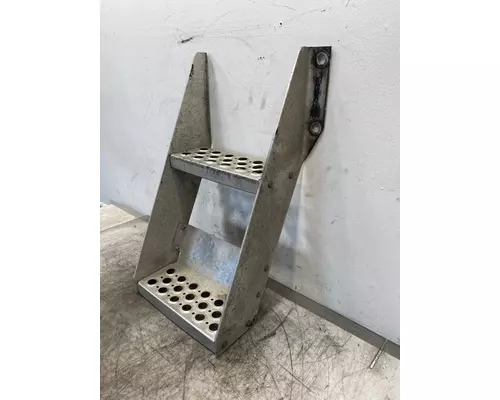 Step KENWORTH T800 Frontier Truck Parts