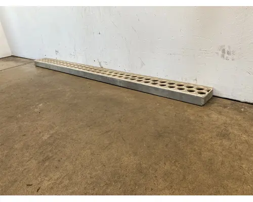 Step KENWORTH T800 Frontier Truck Parts