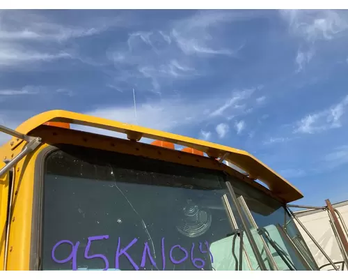 Kenworth T800 Sun Visor (Exterior)