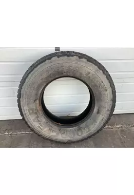 Kenworth T800 Tires