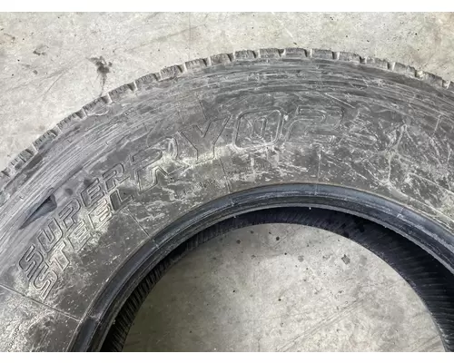 Kenworth T800 Tires