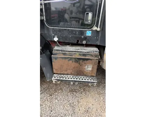 Kenworth T800 Tool Box