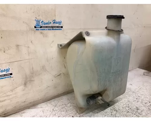 Kenworth T800 Windshield Washer Reservoir