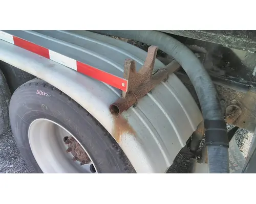 Fender Moulding KENWORTH T800B LKQ Heavy Truck - Goodys