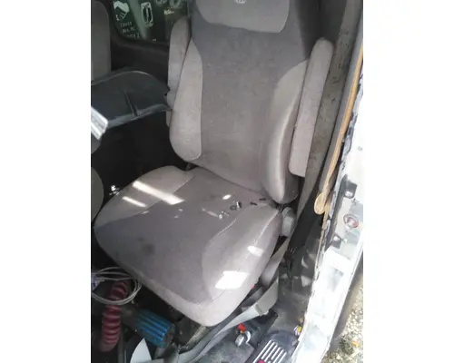 Seat, Front KENWORTH T800B LKQ Evans Heavy Truck Parts