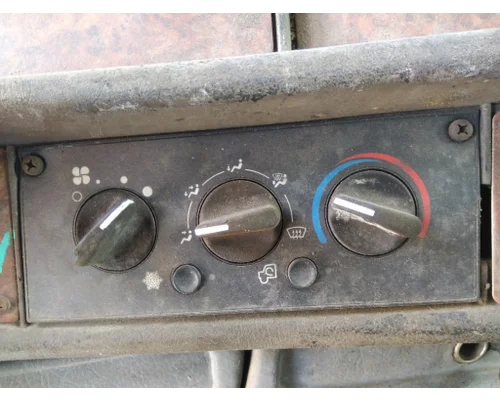 Temperature Control KENWORTH T800B LKQ Heavy Truck - Tampa
