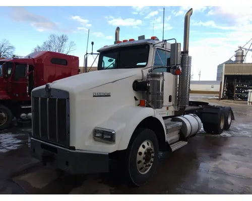 Complete Vehicle KENWORTH T800B LKQ Thompson Motors - Wykoff