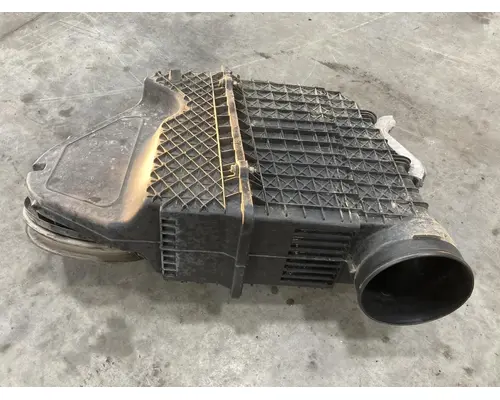 Kenworth T880 Air Cleaner